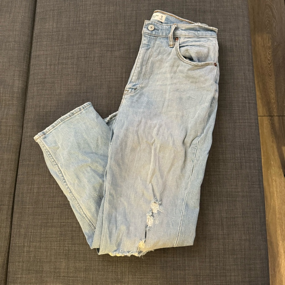 Abercrombie Ultra High Rise Ankle Straight Jeans
